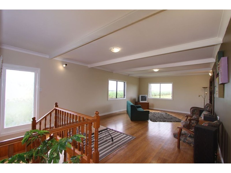 150 Windermere Road, Qunaba QLD 4670