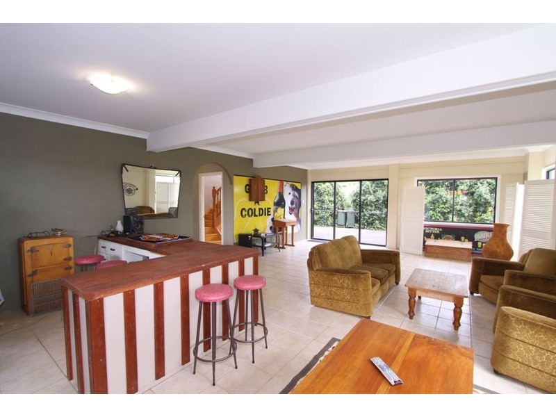 150 Windermere Road, Qunaba QLD 4670