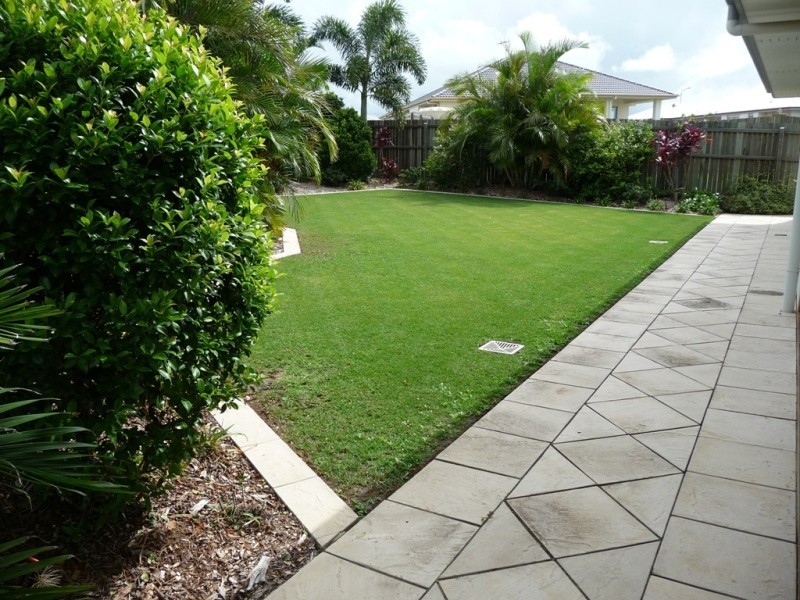 11 Sundance Place, Bargara QLD 4670