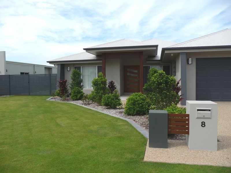 8 Chantilly Street, Bargara QLD 4670