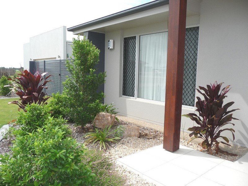 8 Chantilly Street, Bargara QLD 4670