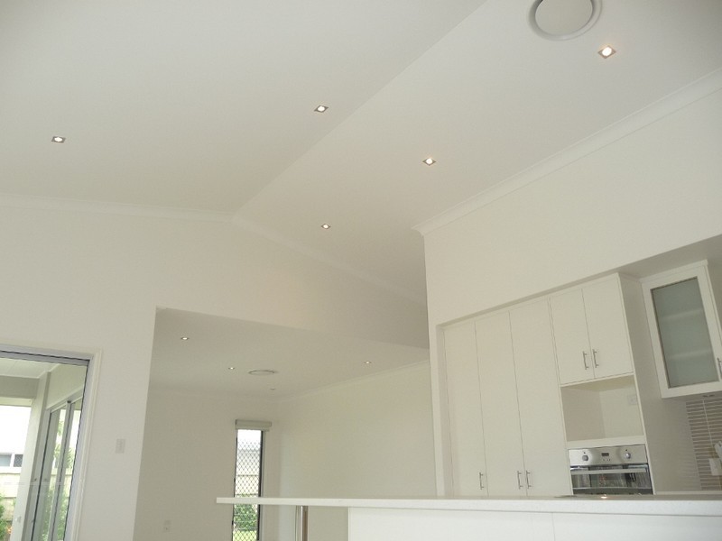 8 Chantilly Street, Bargara QLD 4670