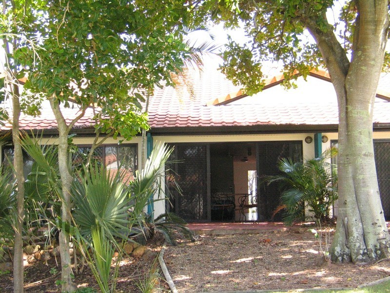 Unit 7 Pebble Beach Drive, Coral Cove QLD 4670
