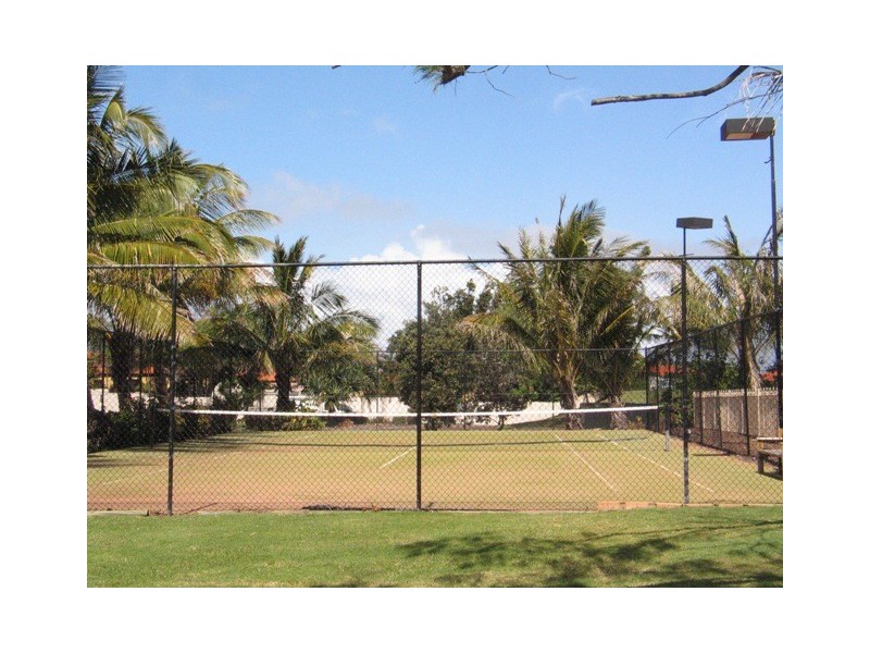 Unit 7 Pebble Beach Drive, Coral Cove QLD 4670
