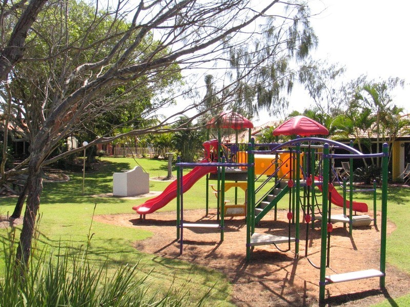 Unit 7 Pebble Beach Drive, Coral Cove QLD 4670