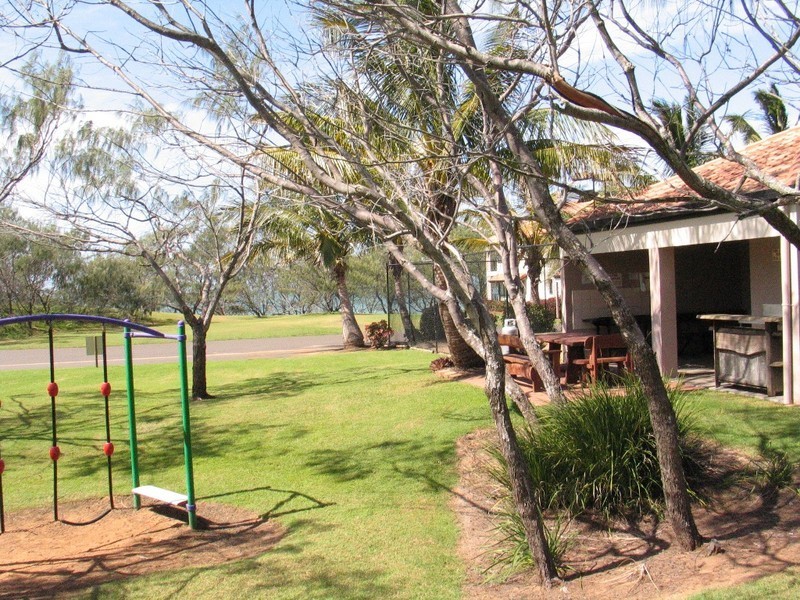 Unit 7 Pebble Beach Drive, Coral Cove QLD 4670