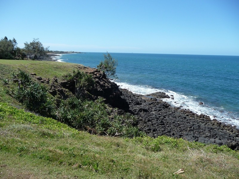 Unit 7 Pebble Beach Drive, Coral Cove QLD 4670