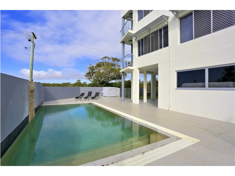 Unit 10, Beach Break, 6 McDougall Street, Bargara QLD 4670
