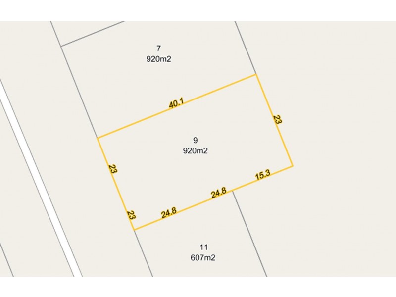 9 Hummock Road, Qunaba QLD 4670
