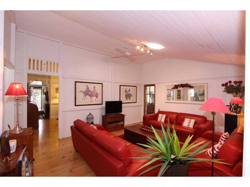 12 Kleins Road, Bundaberg South QLD 4670