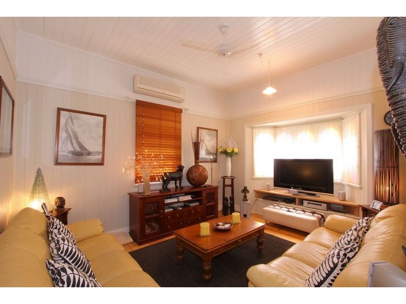 12 Kleins Road, Bundaberg South QLD 4670