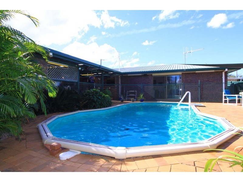 18 Barellan Parade (THE HUMMOCK), Qunaba QLD 4670