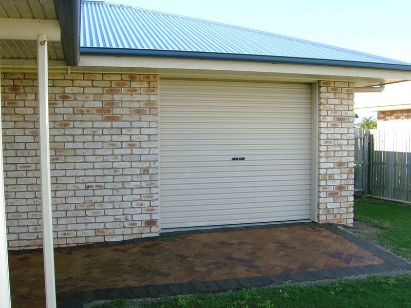13 Peggy Drive, Coral Cove QLD 4670