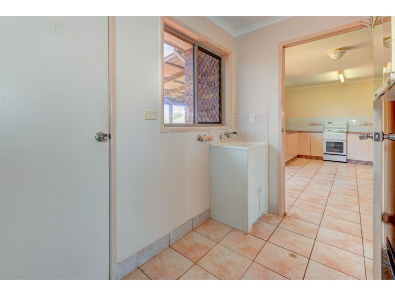 12 Amaroo Crescent, Innes Park QLD 4670