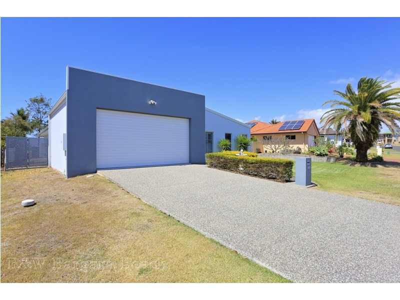 222 Barolin Esplanade, Coral Cove QLD 4670