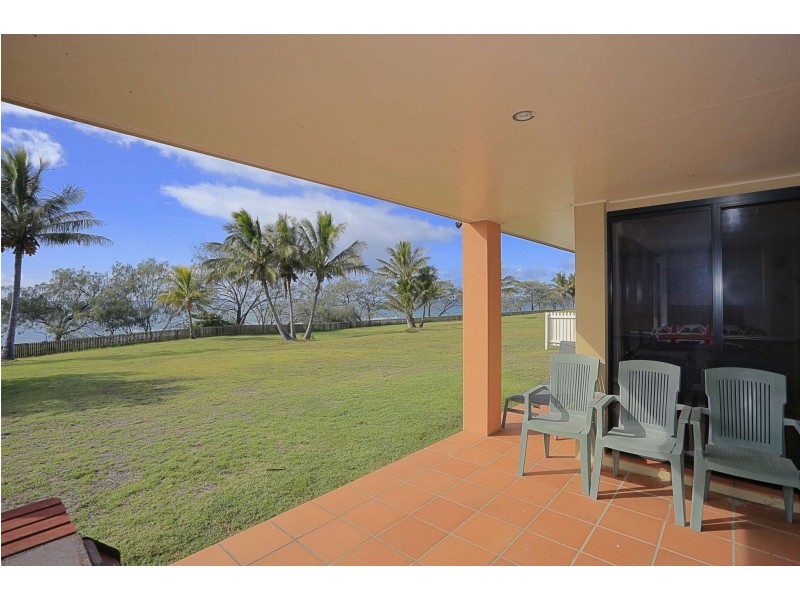 Villa 2, Chantelle Circuit, Coral Cove QLD 4670