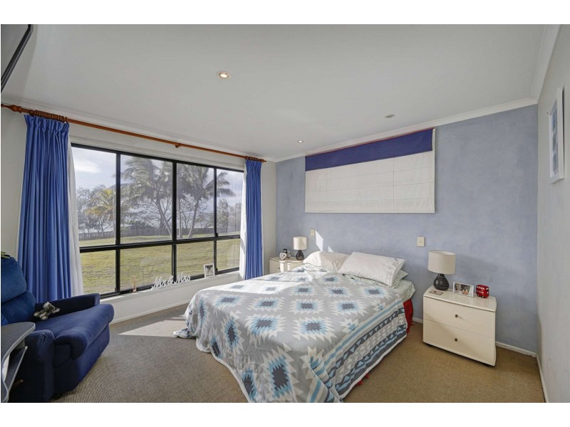 Villa 2, Chantelle Circuit, Coral Cove QLD 4670