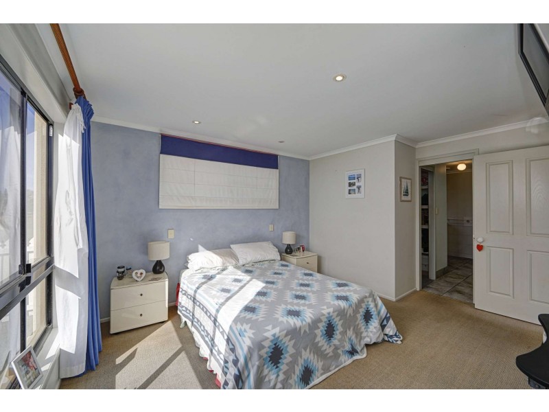 Villa 2, Chantelle Circuit, Coral Cove QLD 4670