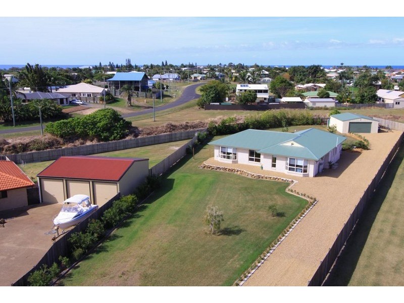 6 Tori Place, Innes Park QLD 4670