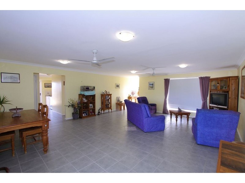 6 Tori Place, Innes Park QLD 4670