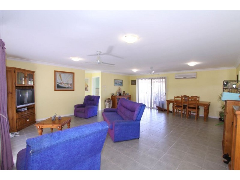 6 Tori Place, Innes Park QLD 4670