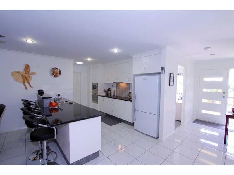 25 Shoreline Crescent, Bargara QLD 4670