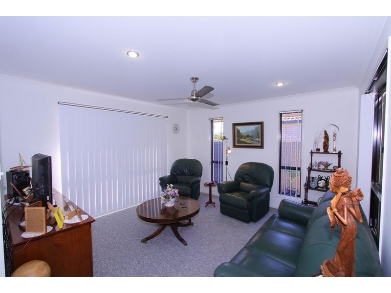 25 Shoreline Crescent, Bargara QLD 4670