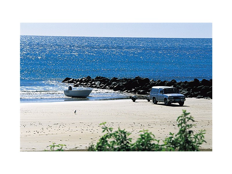 60 Wilfred Street, Bargara QLD 4670