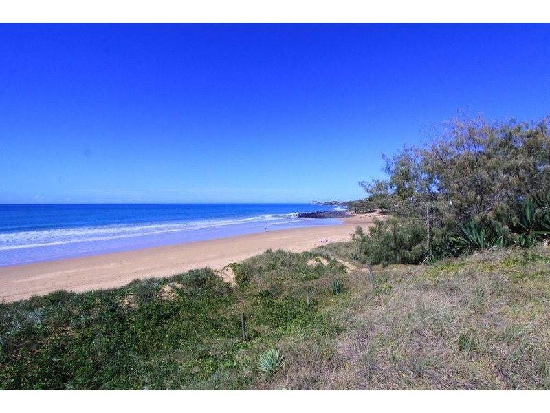 Unit 4 8 Miller Street (The Waves), Bargara QLD 4670