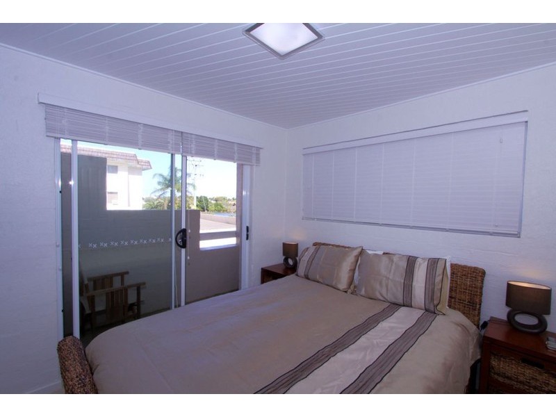Unit 4 8 Miller Street (The Waves), Bargara QLD 4670