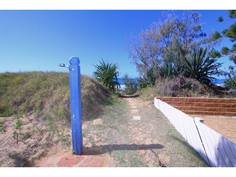 Unit 4 8 Miller Street (The Waves), Bargara QLD 4670
