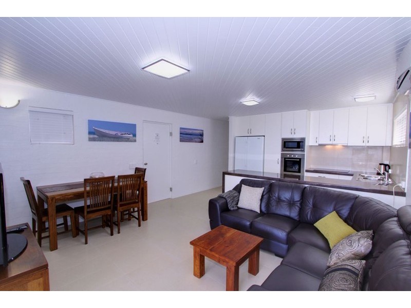 Unit 4 8 Miller Street (The Waves), Bargara QLD 4670