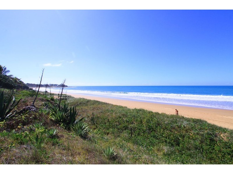 Unit 4 8 Miller Street (The Waves), Bargara QLD 4670