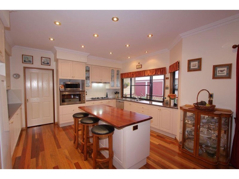 34 Spinnaker Boulevarde, Innes Park QLD 4670