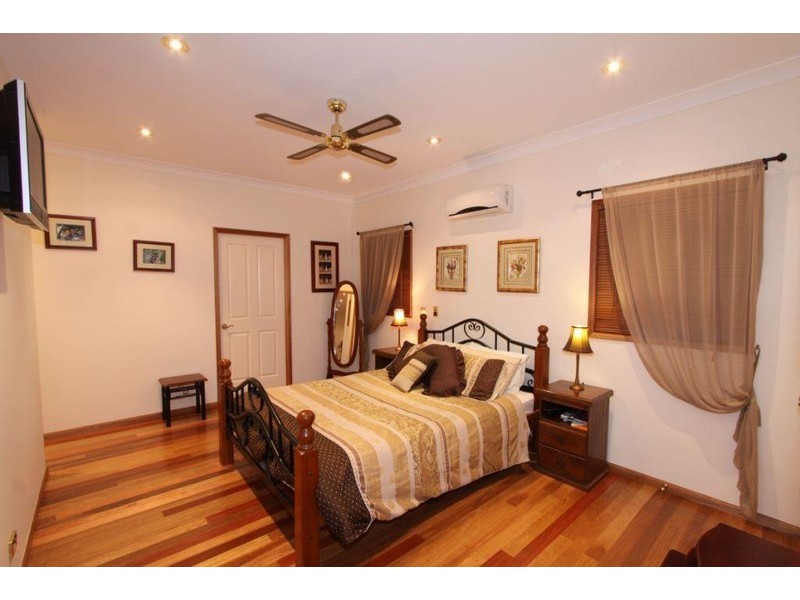 34 Spinnaker Boulevarde, Innes Park QLD 4670