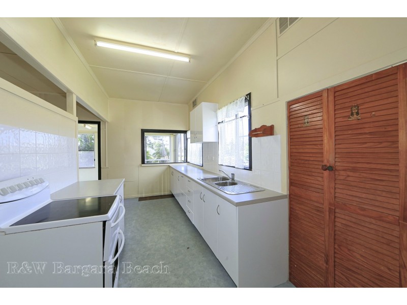72 Bathurst Street, Elliott Heads QLD 4670