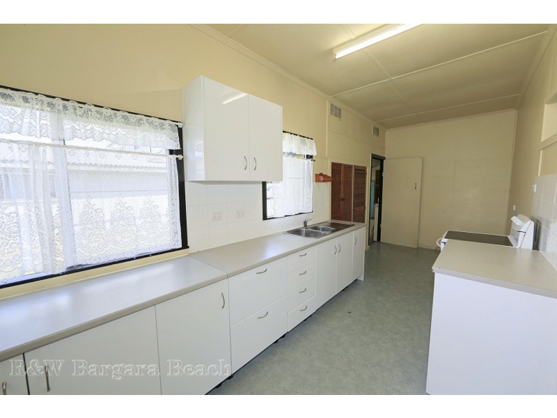 72 Bathurst Street, Elliott Heads QLD 4670