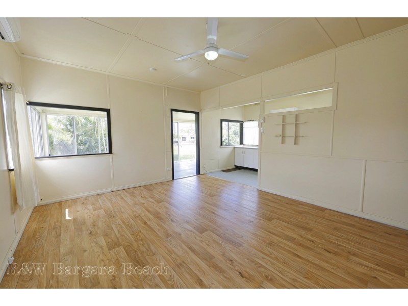 72 Bathurst Street, Elliott Heads QLD 4670