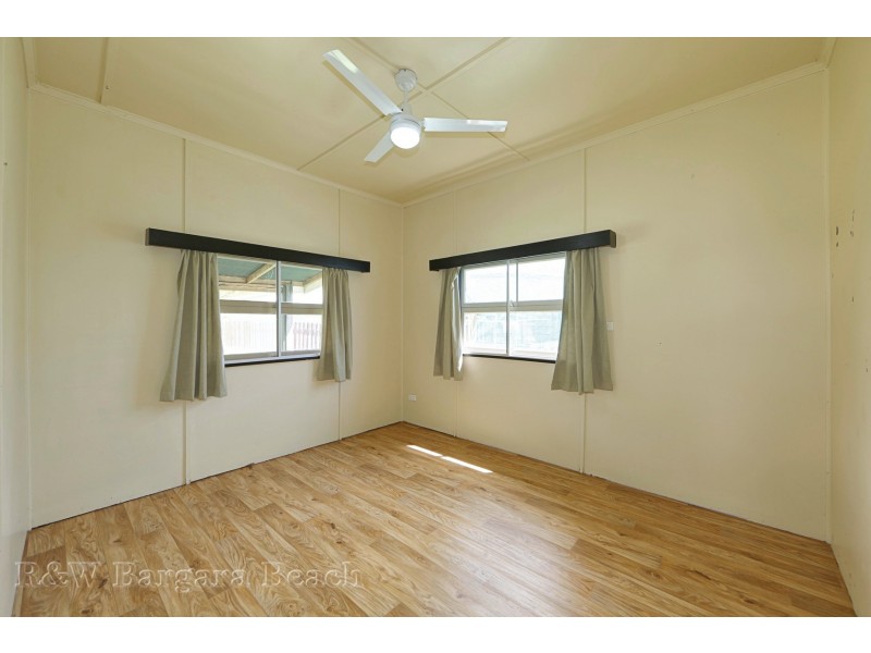 72 Bathurst Street, Elliott Heads QLD 4670