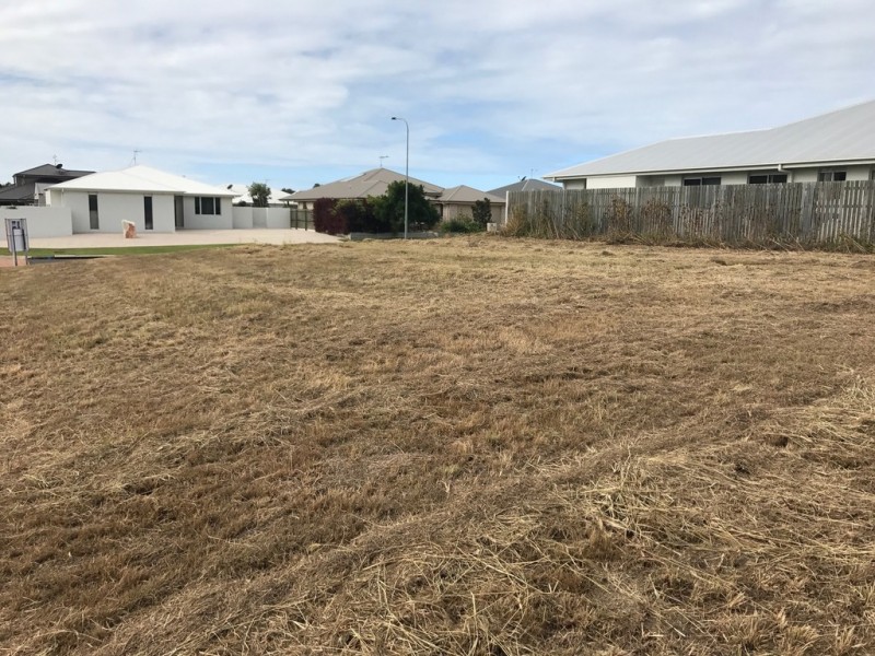 2 Evas Way, Bargara QLD 4670