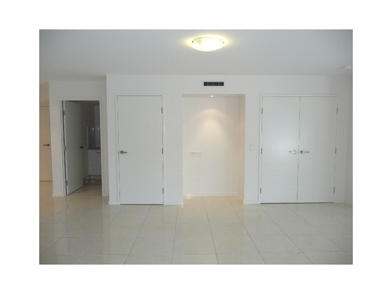 Unit 101 Silverpoint,47 Esplanade, Bargara QLD 4670