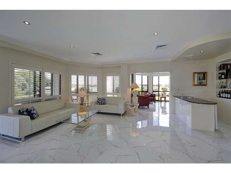 25 Coral Cove Drive, Coral Cove QLD 4670