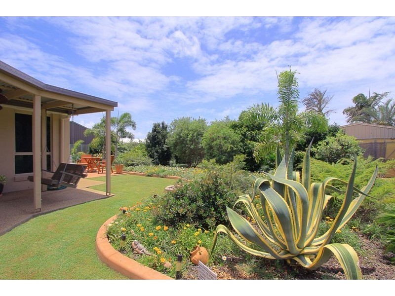 6 Poinciana Drive, Innes Park QLD 4670