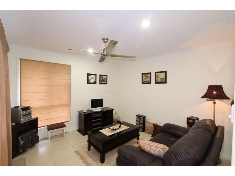 6 Poinciana Drive, Innes Park QLD 4670