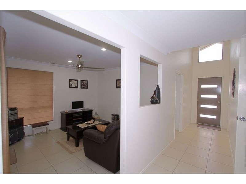 6 Poinciana Drive, Innes Park QLD 4670