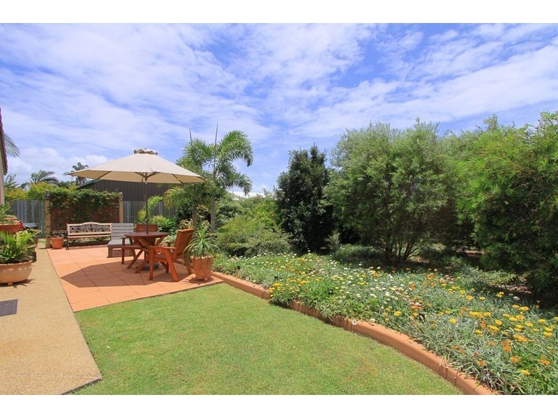 6 Poinciana Drive, Innes Park QLD 4670