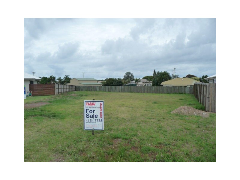10 Hillcrest Court, Bargara QLD 4670