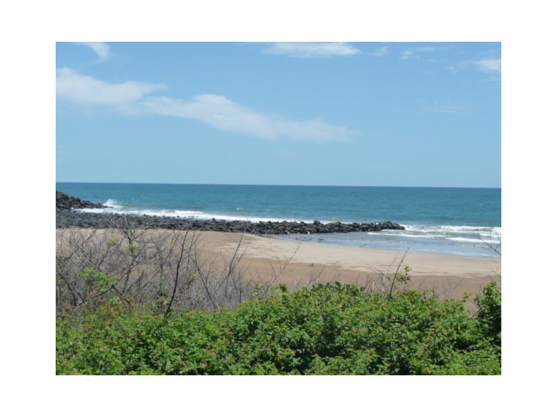 Unit 5, Marlua Court, 43 Esplanade,, Bargara QLD 4670