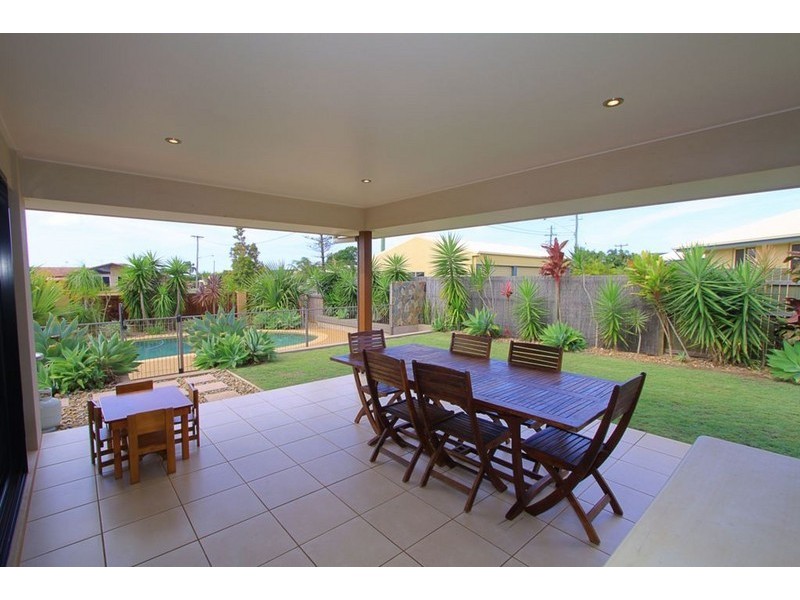 5 Garden View Court, Kalkie QLD 4670