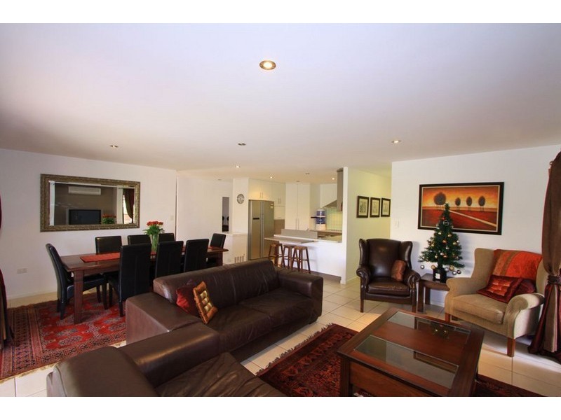 5 Garden View Court, Kalkie QLD 4670